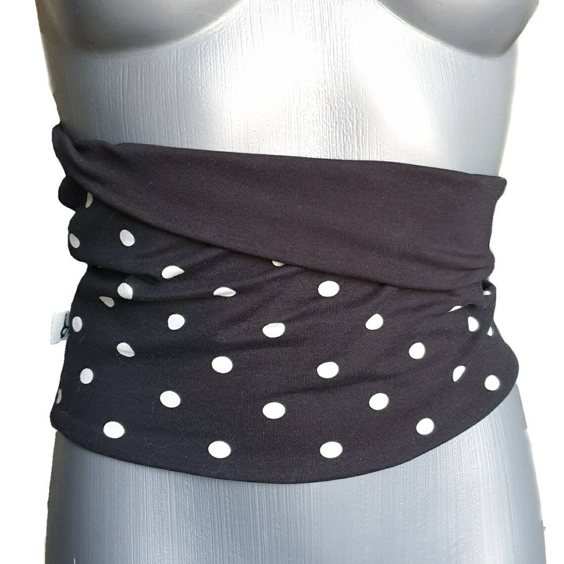 Black Polka Dot Reversible Core Warmer – Double-Sided Summer Haramaki Wrap