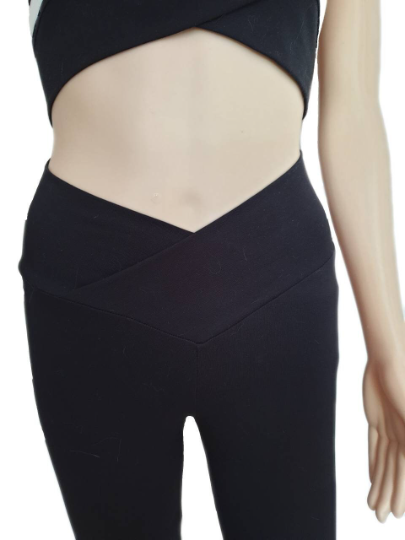 Cotton Leggings with V-Shape Waistline – Natural High-Rise Movement Tights