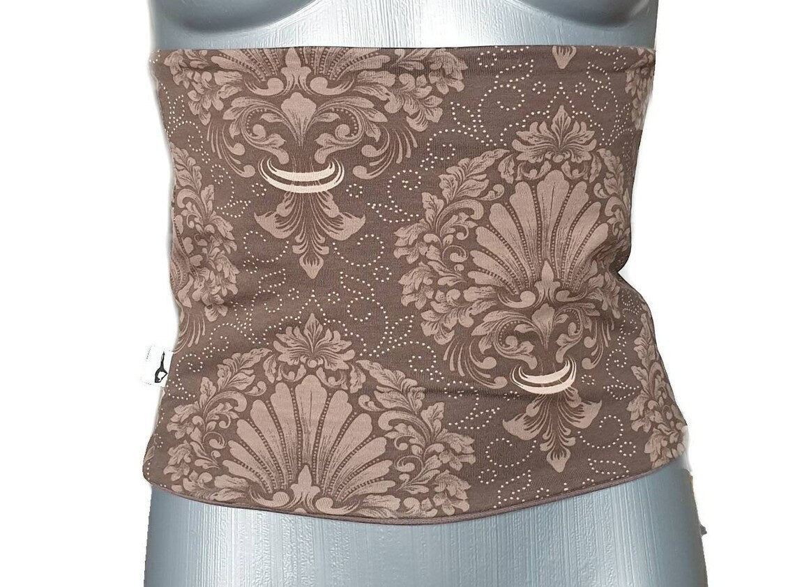 Fly and Fit reversible cotton jersey back warmer in mocha brown with an elegant ornamental print